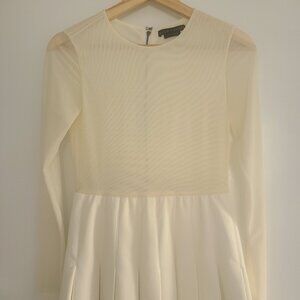 ALICE + OLIVIA Long Sleeve White Mesh Pleated Bottom Dress Size 0